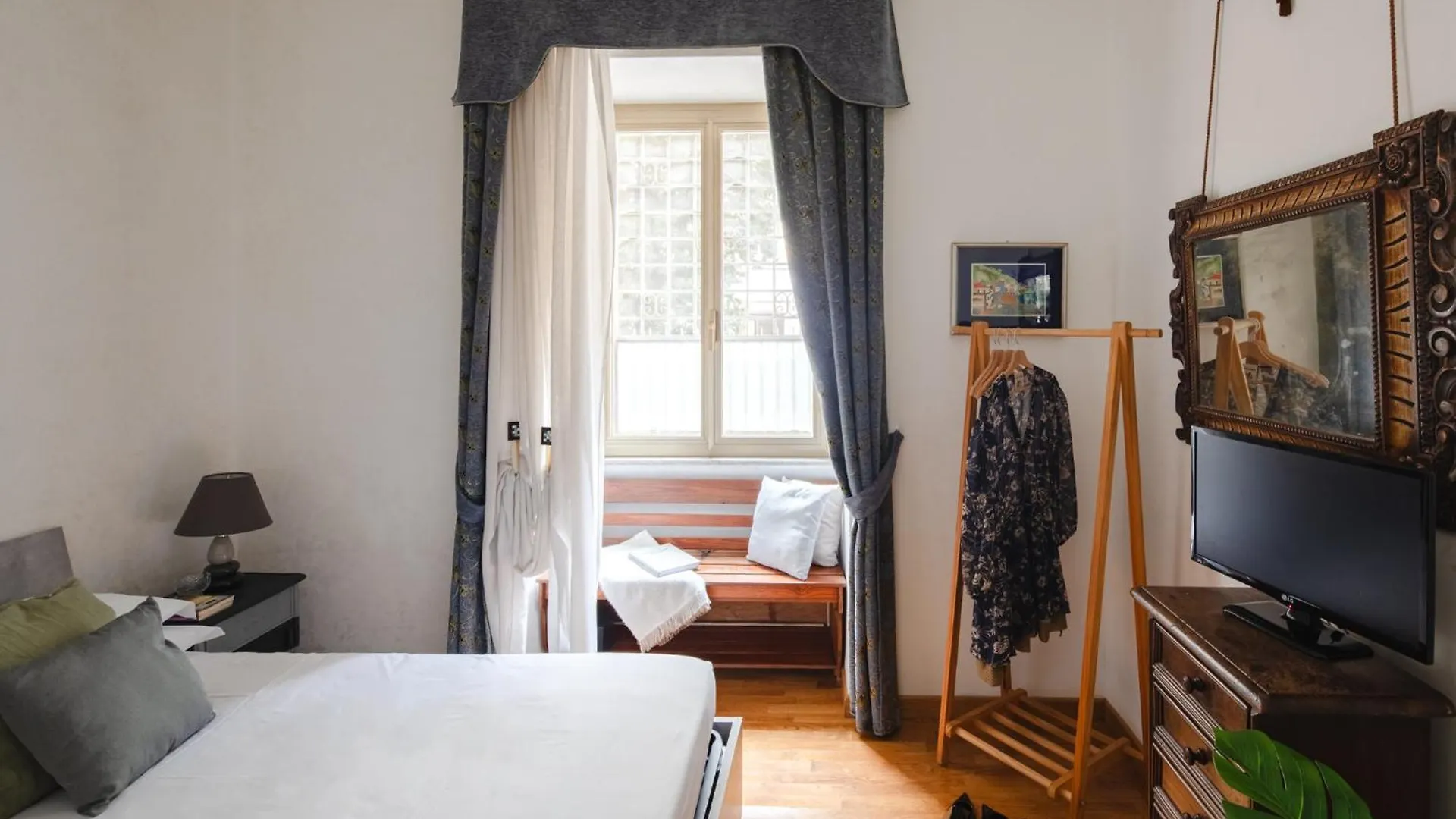 B&B Ibiscus Rome Bed & Breakfast